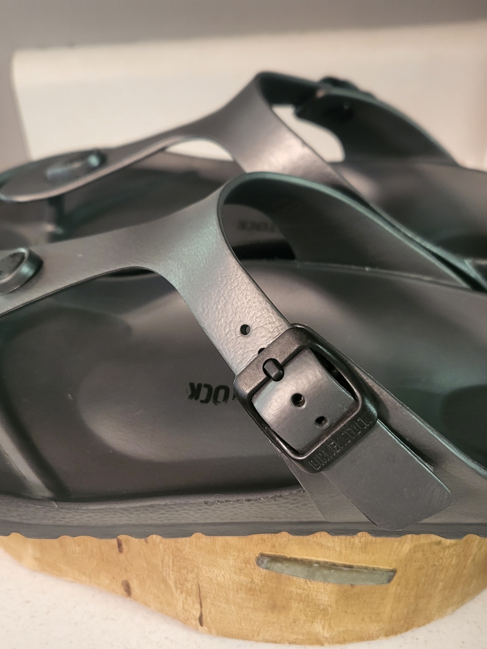 Birkenstock Gizeh EVA Sandals Metallic Anthracite Size EU 40 US 9 - Picture 3 of 7